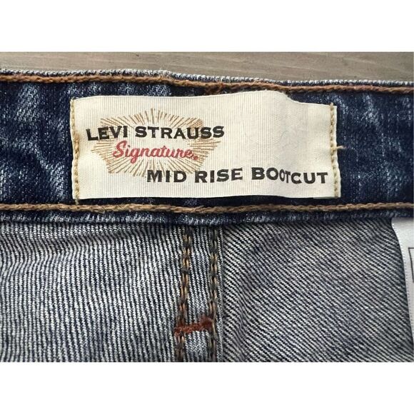 Levi’s Signature Mid Rise Bootcut‎ Jeans 12 Long Tall - Picture 4 of 9